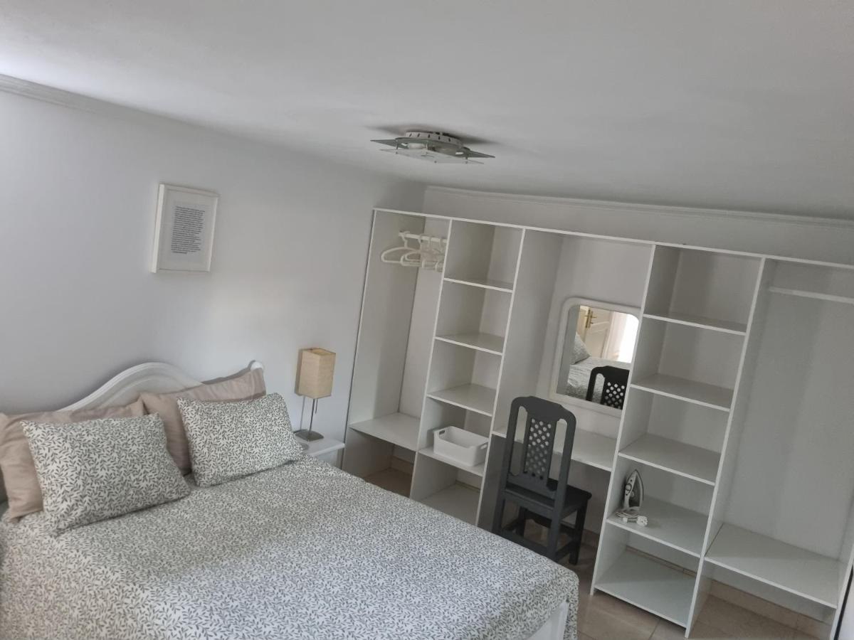 Spacious Modern Apartment In Peacefull Las Coloradas, Close To Papagayo Beaches Playa Blanca  Exterior photo