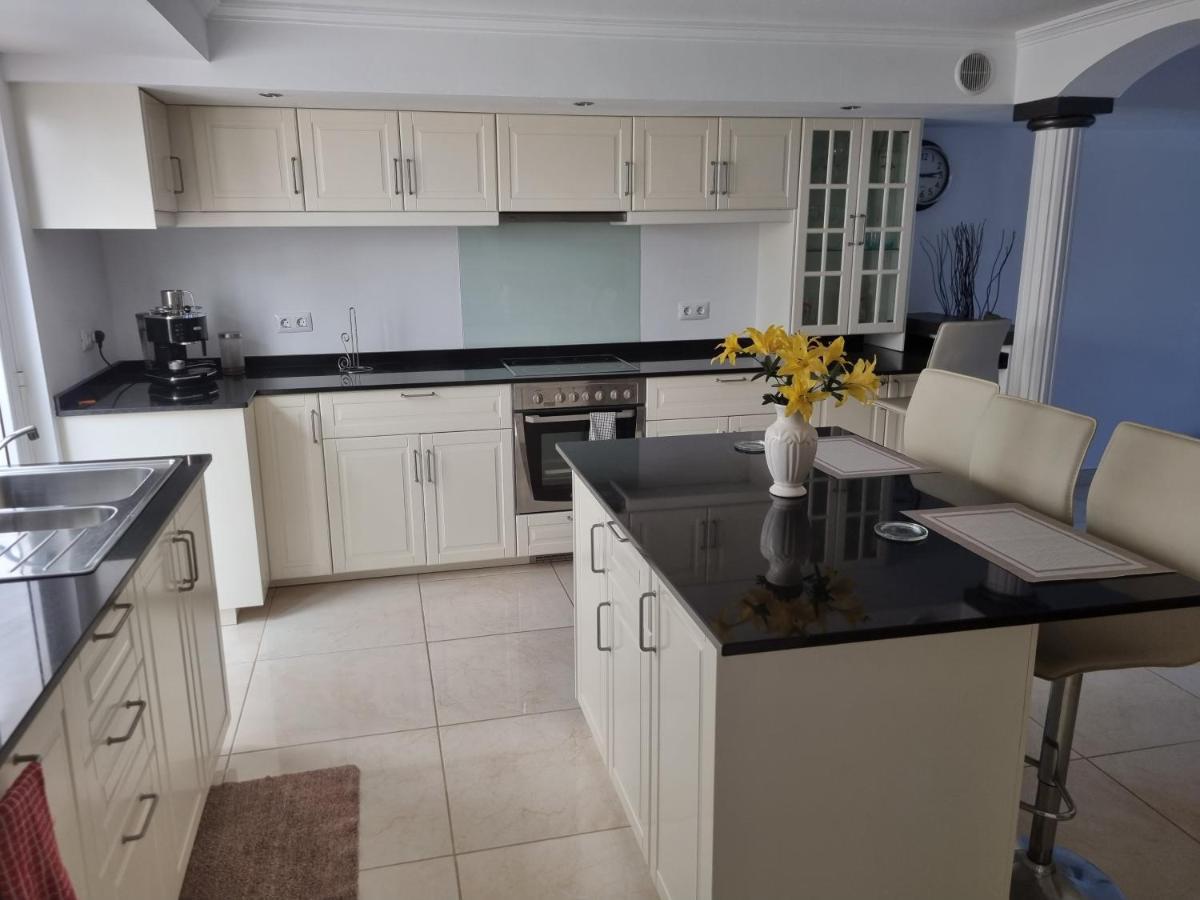 Spacious Modern Apartment In Peacefull Las Coloradas, Close To Papagayo Beaches Playa Blanca  Exterior photo